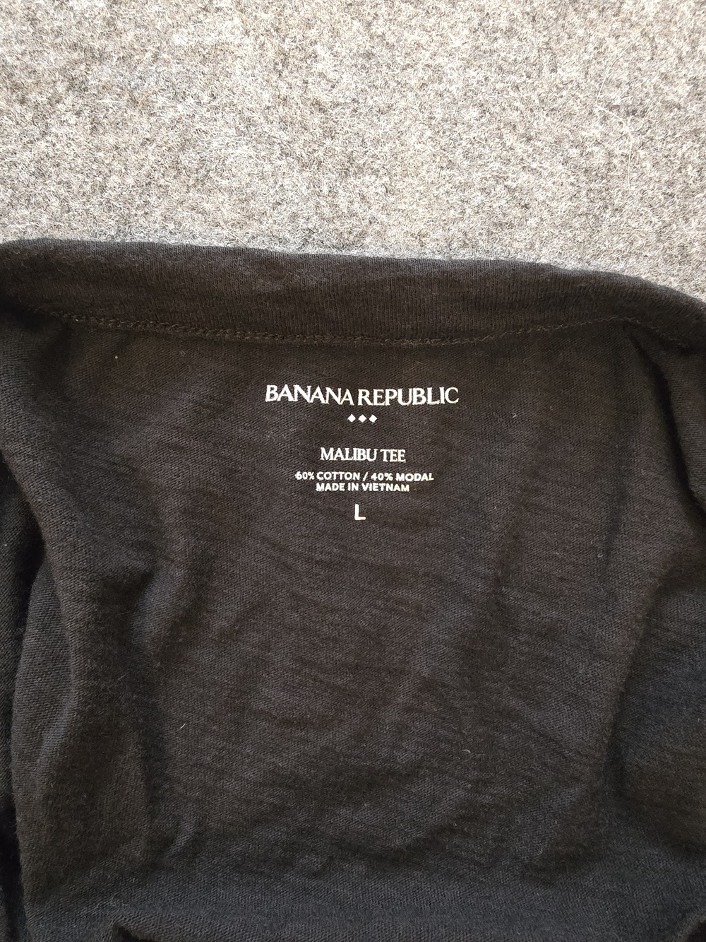 Banana Republic Men's Malibu Tee - Black